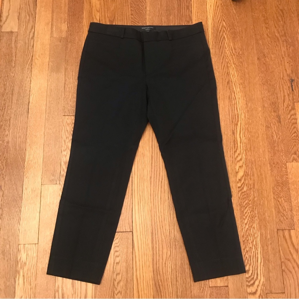 Banana Republic Black Sloan Crop Pants, size 8 🖤